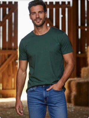 Camiseta Básica Masculina TKF